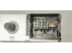 Recambio de sistema audio / radio cd para peugeot 207 1.4 i 95 referencia OEM IAM 96750215XT  