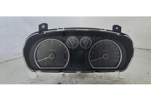 Recambio de cuadro instrumentos para hyundai i30 comfort referencia OEM IAM 940032L520  
