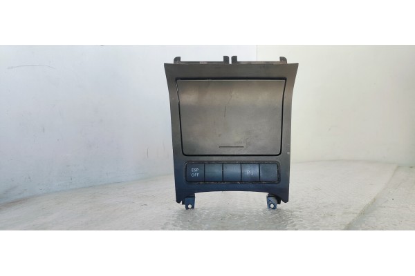 Recambio de cenicero para volkswagen golf vi (5k1) 1.6 tdi 105 fap referencia OEM IAM 5K0857961A  