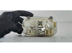Recambio de luz interior para citroen c4 picasso exclusive plus referencia OEM IAM 9652262180  