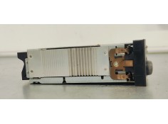 Recambio de sistema audio / radio cd para peugeot 207 1.4 i 95 referencia OEM IAM 96750215XT  