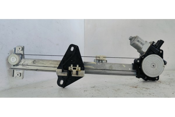 Recambio de elevalunas trasero derecho para honda cr-v (re) 2.2 dtec 150 4x4 fap referencia OEM IAM   