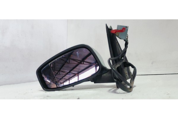 Recambio de retrovisor izquierdo para fiat stilo (192) 1.9 jtd cat referencia OEM IAM E30158459  