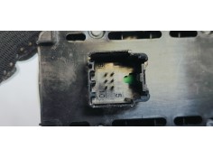 Recambio de mando elevalunas delantero derecho para chrysler grand voyager 2.8 crd cat referencia OEM IAM 68029178AA  