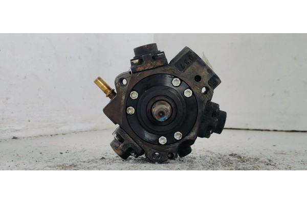 Recambio de bomba inyeccion para citroen c4 berlina cool referencia OEM IAM 0445010102  