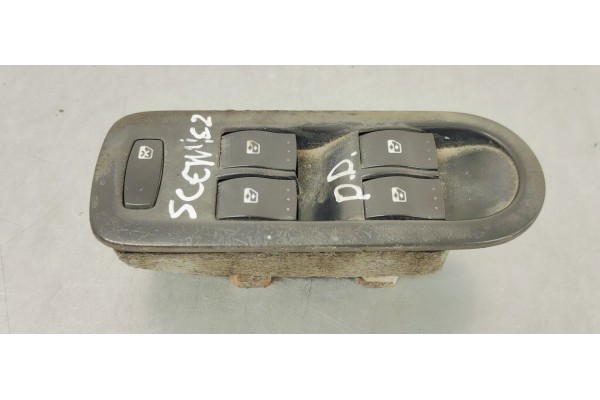 Recambio de mando elevalunas delantero izquierdo para renault scenic ii emotion referencia OEM IAM 156018070  