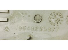 Recambio de luz interior para citroen c5 berlina millenium referencia OEM IAM 9636696977  