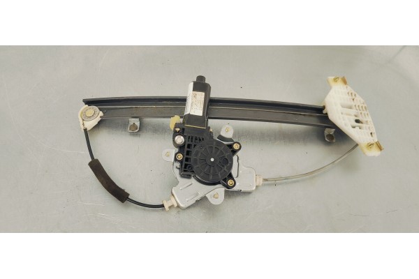 Recambio de elevalunas delantero izquierdo para hyundai accent (lc) gls referencia OEM IAM 9881025100  