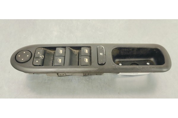 Recambio de mando elevalunas delantero izquierdo para peugeot 407 premium referencia OEM IAM 96468704XT  