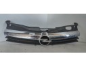 Recambio de rejilla delantera para opel astra h berlina enjoy referencia OEM IAM 13154225  