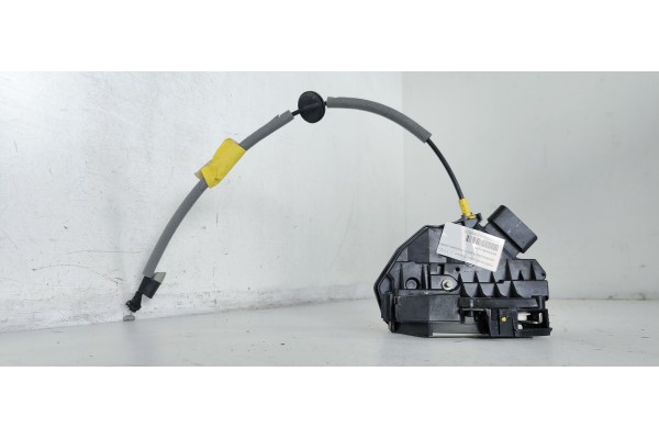 Recambio de cerradura puerta trasera derecha para ford kuga (cbs) titanium referencia OEM IAM BM5AA26412BE  