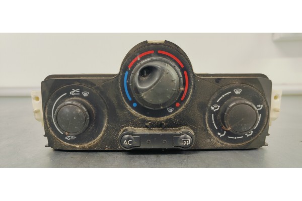 Recambio de mando calefaccion / aire acondicionado para renault scenic ii emotion referencia OEM IAM 69580001  