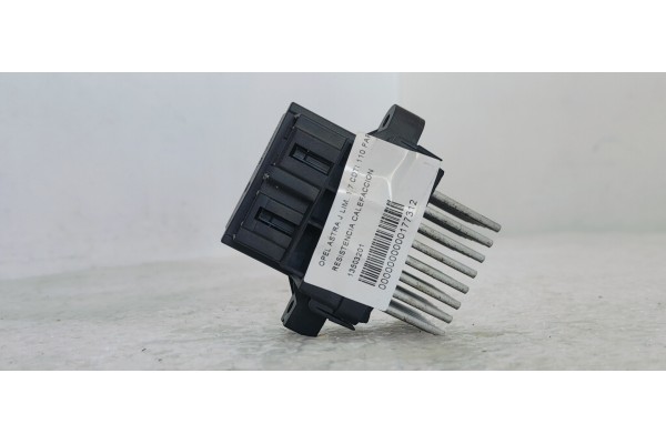 Recambio de resistencia calefaccion para opel astra j lim. 1.7 cdti 110 fap referencia OEM IAM 13503201  