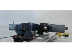 Recambio de elevalunas delantero derecho para renault clio iv 1.2 referencia OEM IAM 128001071E  