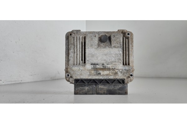 Recambio de centralita motor uce para saab 9-3 berlina 1.9 tid cat referencia OEM IAM 0281014552  