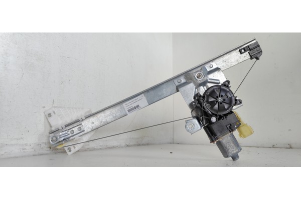 Recambio de elevalunas trasero derecho para ford kuga (cbs) titanium referencia OEM IAM 0130822735  