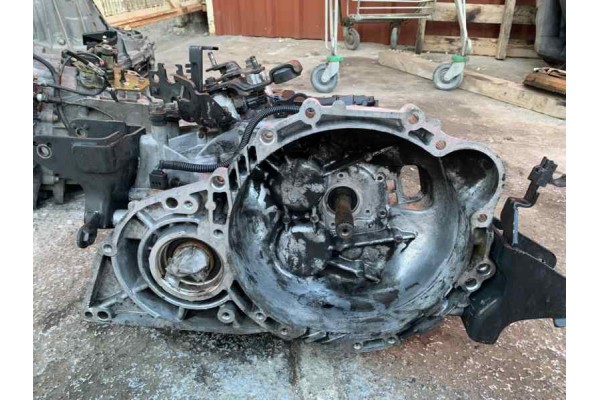 Recambio de caja cambios para hyundai tucson (jm) 2.0 crdi cat referencia OEM IAM M5GF2  