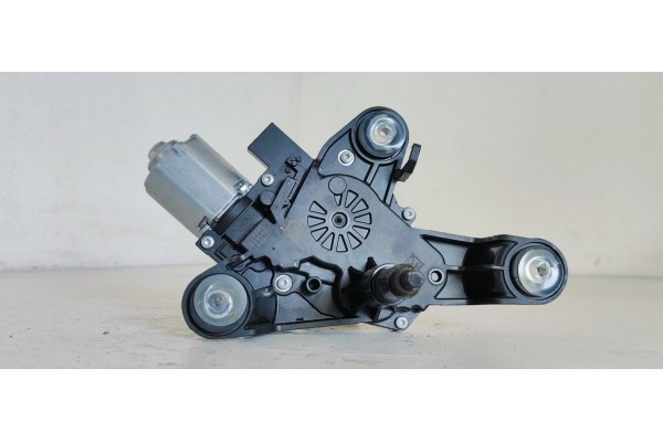 Recambio de motor limpia trasero para citroen c3 elle referencia OEM IAM 0390205112  