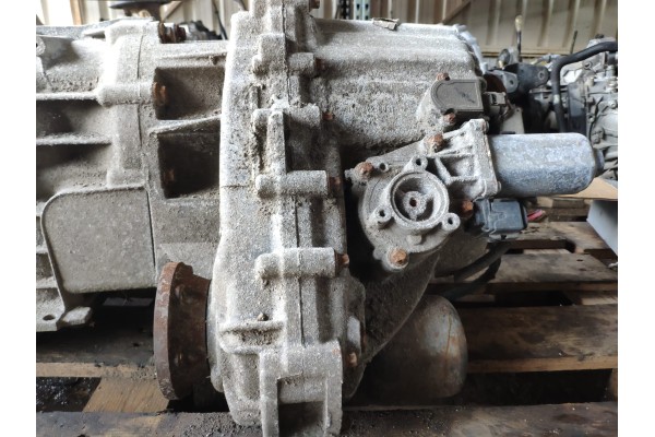 Recambio de caja transfer para land rover range rover (lm) v8 td vogue referencia OEM IAM 8454228031  