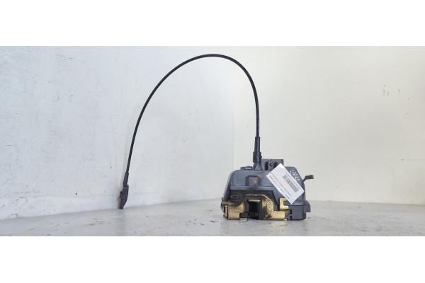 Recambio de cerradura puerta trasera derecha para renault scenic ii 1.5 dci diesel referencia OEM IAM   
