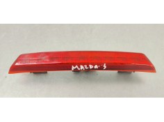 Recambio de luz central de freno para mazda 3 lim. () 2.0 i 120 referencia OEM IAM B45C51580  