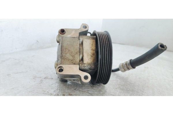 Recambio de bomba direccion para ford focus berlina (cap) ambiente (d) referencia OEM IAM 4M503A733AB  
