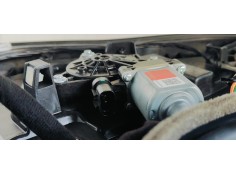 Recambio de elevalunas trasero derecho para hyundai tucson sle 2wd referencia OEM IAM 9215100100  