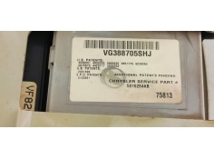 Recambio de luz interior para chrysler voyager (rg) 2.8crd 150 referencia OEM IAM 04685699AC  