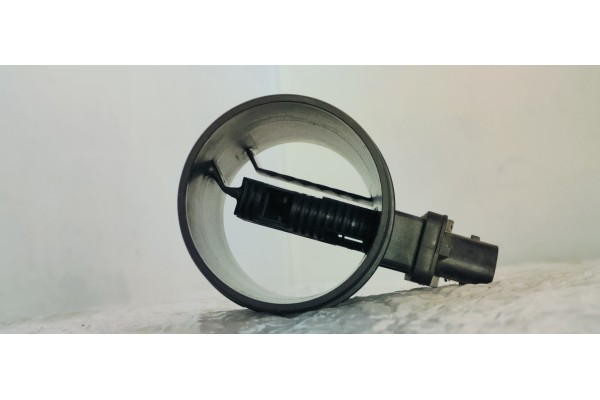 Recambio de caudalimetro para opel astra j lim. 1.7 cdti 110 fap referencia OEM IAM 55561912  