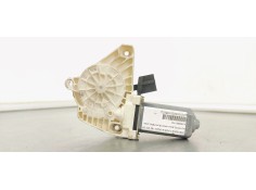 Recambio de motor elevalunas delantero izquierdo para mercedes-benz clase b (w245) 180 cdi (245.207) referencia OEM IAM A1698201