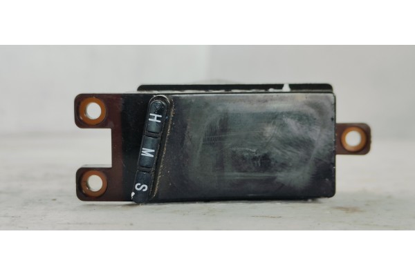 Recambio de pantalla multifuncion para ssangyong kyron 270 xdi limited 4wd referencia OEM IAM 8111009000  