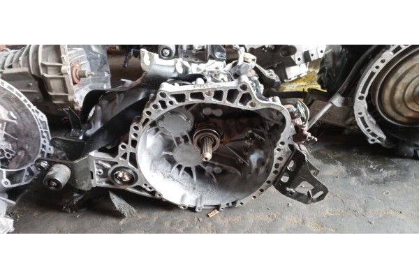 Recambio de caja cambios para toyota auris advance referencia OEM IAM   