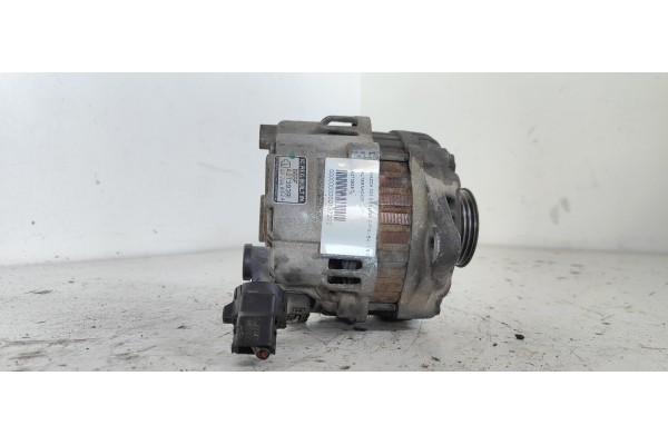 Recambio de alternador para mazda 323 berlina c/f/s (ba) 1.5 c referencia OEM IAM A2T39391  