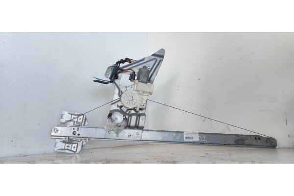 Recambio de elevalunas delantero izquierdo para volkswagen crafter combi (2e) 2.5 tdi dpf referencia OEM IAM A0068205442  