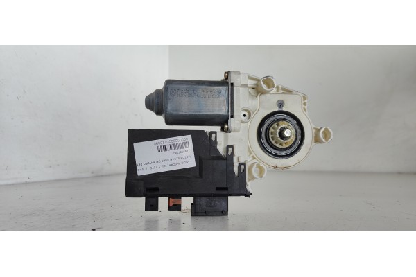 Recambio de motor elevalunas delantero derecho para lancia phedra (180) 2.2 jtd referencia OEM IAM 1488737080  