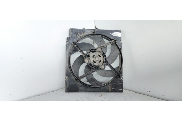 Recambio de electroventilador para renault megane i classic (la0) 1.9 diesel referencia OEM IAM 7700839275E  