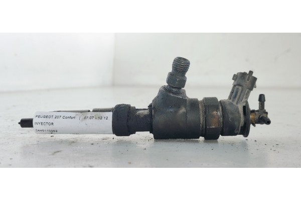 Recambio de inyector para peugeot 207 confort referencia OEM IAM 0445110252  