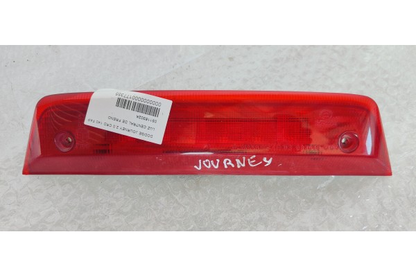Recambio de luz central de freno para dodge journey 2.0 crd 140 fap referencia OEM IAM 05116302A  