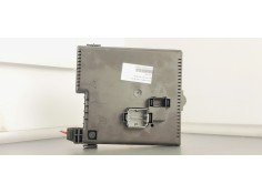 Recambio de caja reles / fusibles para volvo xc90 2.4 d5 163 4x4 referencia OEM IAM 12217799  