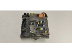 Recambio de caja reles / fusibles para volvo xc90 2.4 d5 163 4x4 referencia OEM IAM 12217799  