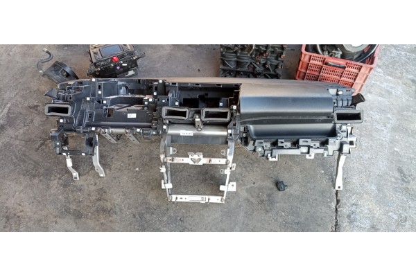 Recambio de salpicadero para toyota proace l1h1 furgón comfort referencia OEM IAM   