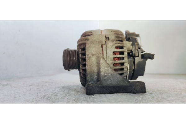Recambio de alternador para volvo s60 berlina 2.4 d referencia OEM IAM 0124525029  