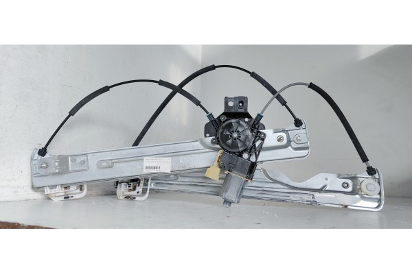 Recambio de elevalunas delantero izquierdo para ford kuga (cbs) titanium referencia OEM IAM 0130822732  