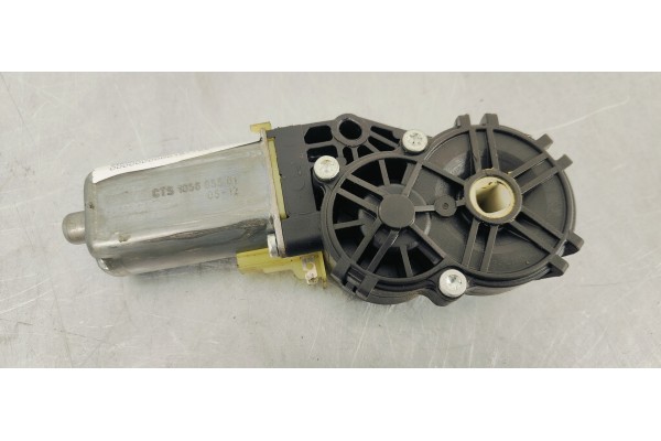 Recambio de motor techo electrico para peugeot 307 cc (s2) 1.6i 110 referencia OEM IAM 0390203228  