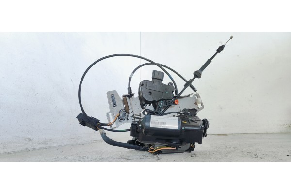 Recambio de cerradura puerta trasera derecha para chrysler grand voyager limited referencia OEM IAM 25000282  