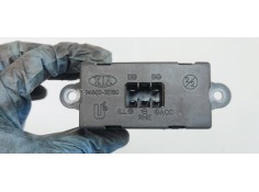 Recambio de pantalla multifuncion para kia sorento 2.5 crdi ex referencia OEM IAM 945003E150  