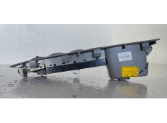 Recambio de mando elevalunas delantero izquierdo para kia sorento 2.5 crdi ex referencia OEM IAM   