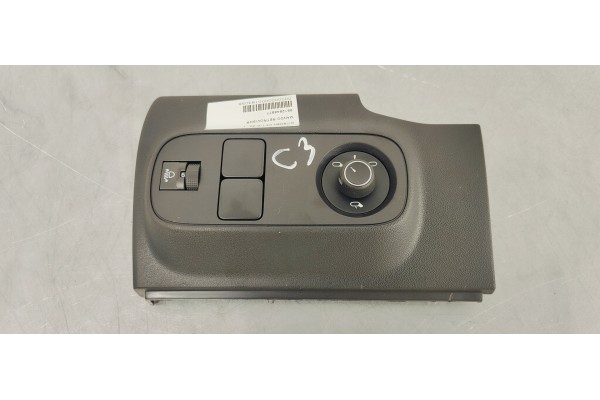Recambio de mando retrovisor para citroen c3 1.2i 82 referencia OEM IAM 9812848877  