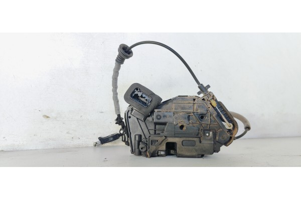 Recambio de cerradura puerta trasera izquierda para volkswagen golf vii variant (bv5) sport bmt referencia OEM IAM A5L5TA839015L