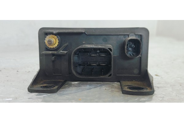 Recambio de caja precalentamiento para mercedes-benz clase c (w203) familiar 2.2 cdi 143 [220] referencia OEM IAM   